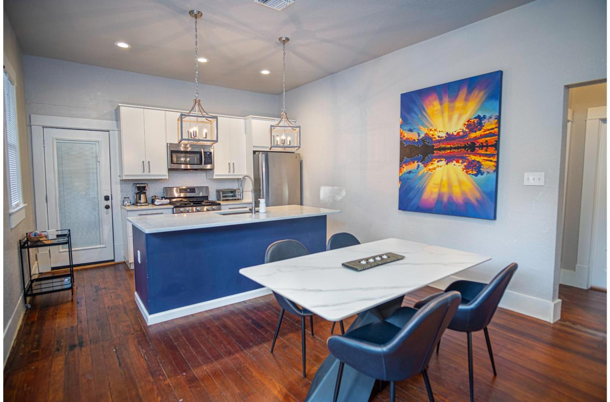 Chic Downtown Farmhouse With Garden And Bbq Grill San Antonio Bagian luar foto